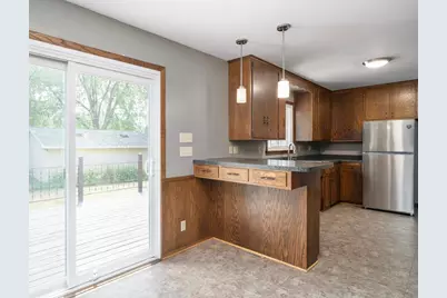 602 Moundsview Avenue, Roseville, MN 55113 - Photo 15