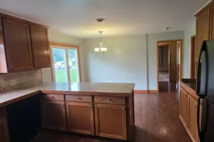 107 Park Ave E, Hollandale, MN 56045 - Photo 25
