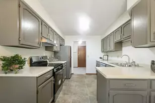 1977 Gold Trail, Eagan, MN 55122 - Photo 13