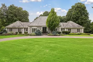 475 Highcroft Rd, Wayzata, MN 55391 - Photo 1