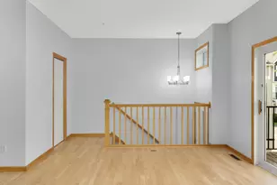 15558 Eagle Ridge Rd, Apple Valley, MN 55124 - Photo 3