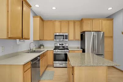 15558 Eagle Ridge Road #1305, Apple Valley, MN 55124 - Photo 9