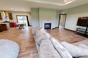 209 Farmdale Ave, Lake Lillian, MN 56253 - Photo 9