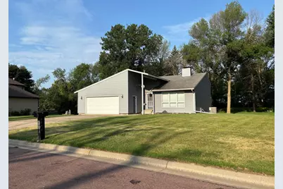 1950 Knollwood Drive, Fairmont, MN 56031 - Photo 1