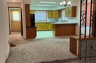 1950 Knollwood Dr, Fairmont, MN 56031 - Photo 5
