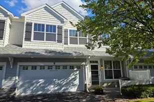 1611 Woodlynn Ave, Maplewood, MN 55109 - Photo 1