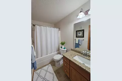 1611 Woodlynn Avenue #3, Maplewood, MN 55109 - Photo 9