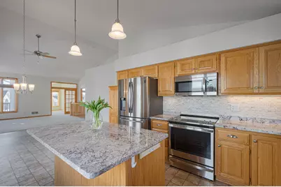 14313 Savanna Oaks Drive, Savage, MN 55378 - Photo 3