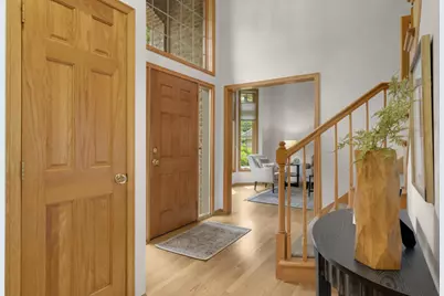 5715 Pond Drive, Shoreview, MN 55126 - Photo 3