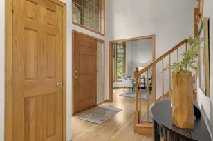 5715 Pond Dr, Shoreview, MN 55126 - Photo 3