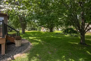 5715 Pond Dr, Shoreview, MN 55126 - Photo 33