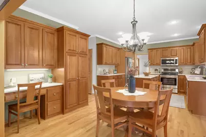 5715 Pond Drive, Shoreview, MN 55126 - Photo 11