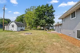 10909 Oak Knoll Terrace S, Minnetonka, MN 55305 - Photo 23