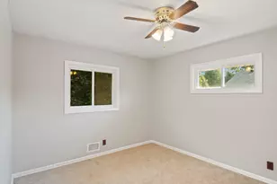 10909 Oak Knoll Terrace S, Minnetonka, MN 55305 - Photo 17