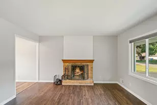 10909 Oak Knoll Terrace S, Minnetonka, MN 55305 - Photo 7