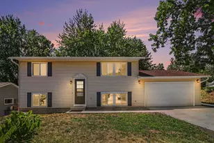 421 3rd Ave SW, Lonsdale, MN 55046 - Photo 1