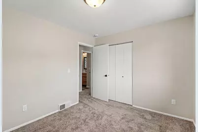 421 3rd Avenue SW, Lonsdale, MN 55046 - Photo 17