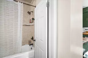 1628 Oakes Ave, Superior, WI 54880 - Photo 9