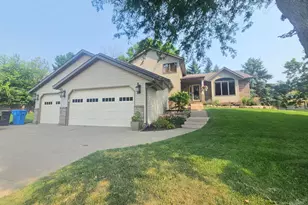 1850 Garvin Heights Rd, Winona, MN 55987 - Photo 1