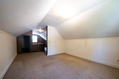 8241 Wentworth Avenue S, Bloomington, MN 55420 - Photo 21