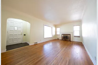 8241 Wentworth Avenue S, Bloomington, MN 55420 - Photo 7