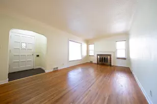 8241 Wentworth Ave S, Bloomington, MN 55420 - Photo 7