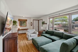 340 Greenway Ave N, Oakdale, MN 55128 - Photo 7