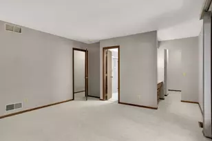 4695 Kent St, Shoreview, MN 55126 - Photo 15