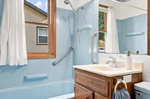 563 Shryer Ave W, Roseville, MN 55113 - Photo 9