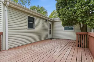 563 Shryer Ave W, Roseville, MN 55113 - Photo 29