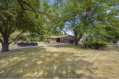 306 37th Avenue S, Moorhead, MN 56560 - Photo 25