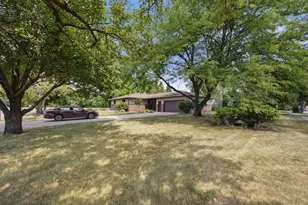 306 37 Ave S, Moorhead, MN 56560 - Photo 25