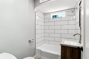 1870 Hwy 96 E, White Bear Lake, MN 55110 - Photo 9