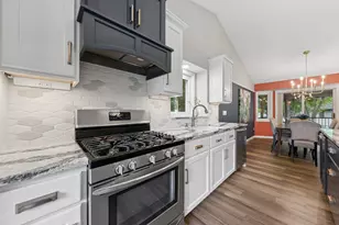9039 Vickors Crossing, Brooklyn Park, MN 55443 - Photo 9