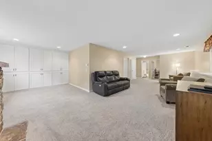 9039 Vickors Crossing, Brooklyn Park, MN 55443 - Photo 23