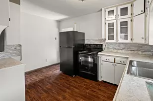 405 14th St N, Moorhead, MN 56560 - Photo 17