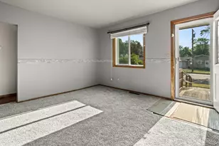 405 14th St N, Moorhead, MN 56560 - Photo 3