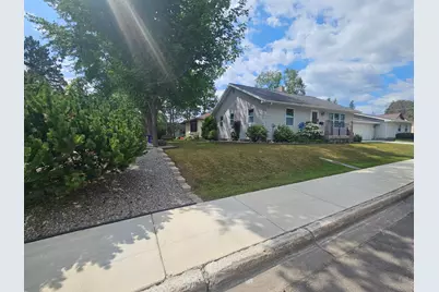 701 N Auburn Avenue, Eveleth, MN 55734 - Photo 29