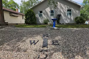 701 N Auburn Ave, Eveleth, MN 55734 - Photo 3