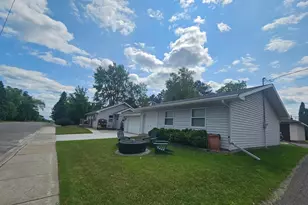 701 N Auburn Ave, Eveleth, MN 55734 - Photo 29