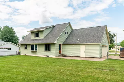 1430 Willow Street, La Crescent, MN 55947 - Photo 1