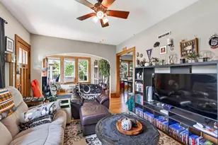 1437 Minnehaha Ave W, Saint Paul, MN 55104 - Photo 7