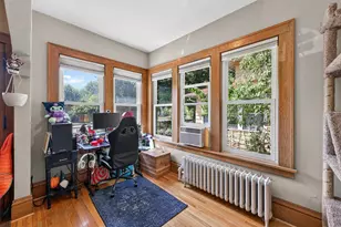 1437 Minnehaha Ave W, Saint Paul, MN 55104 - Photo 5