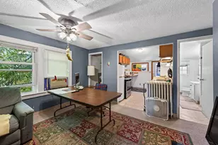 1437 Minnehaha Ave W, Saint Paul, MN 55104 - Photo 29