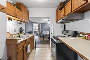 1437 Minnehaha Ave W, Saint Paul, MN 55104 - Photo 27