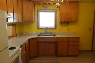 114 Fairfax St, Winona, MN 55987 - Photo 5