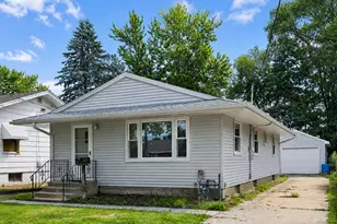 114 Fairfax St, Winona, MN 55987 - Photo 1