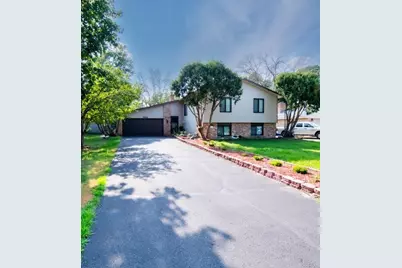 8106 Groveland Road, Mounds View, MN 55112 - Photo 1