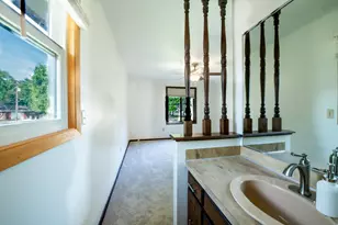 8106 Groveland Rd, Mounds View, MN 55112 - Photo 23