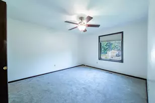 8106 Groveland Rd, Mounds View, MN 55112 - Photo 19